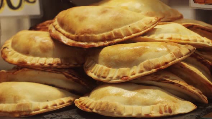 Empanada de Jamón y Queso